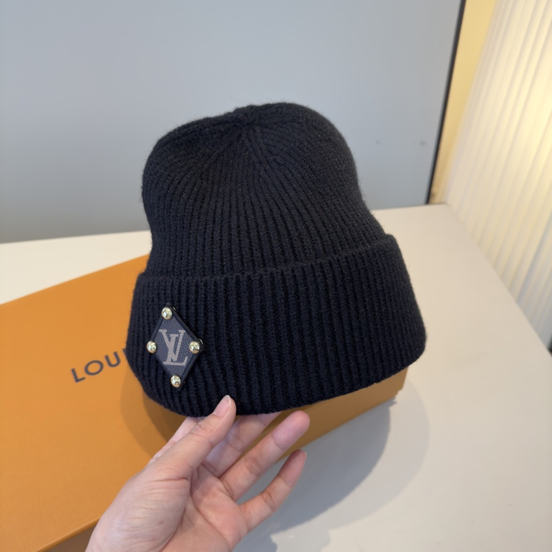 LV 루이비통 니트 비니