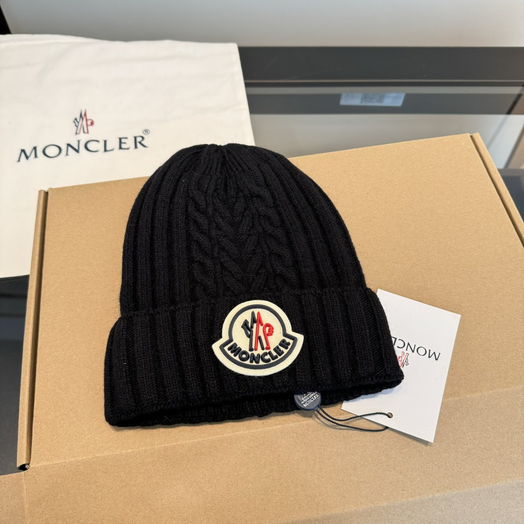 Moncler 몽클레어 몽클레르 니트 비니 모자