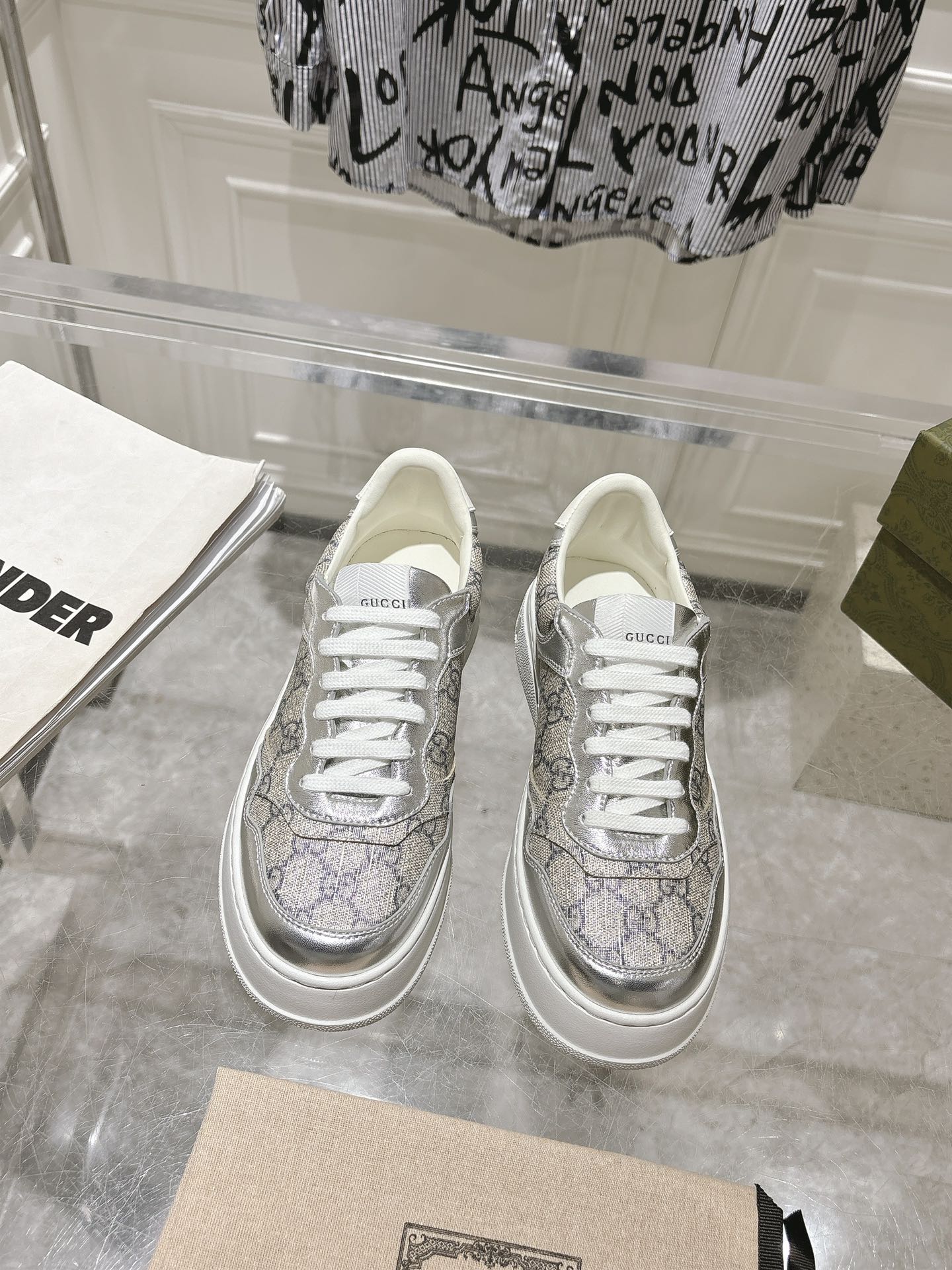 GUCCI 구찌 커플 스니커즈 신발