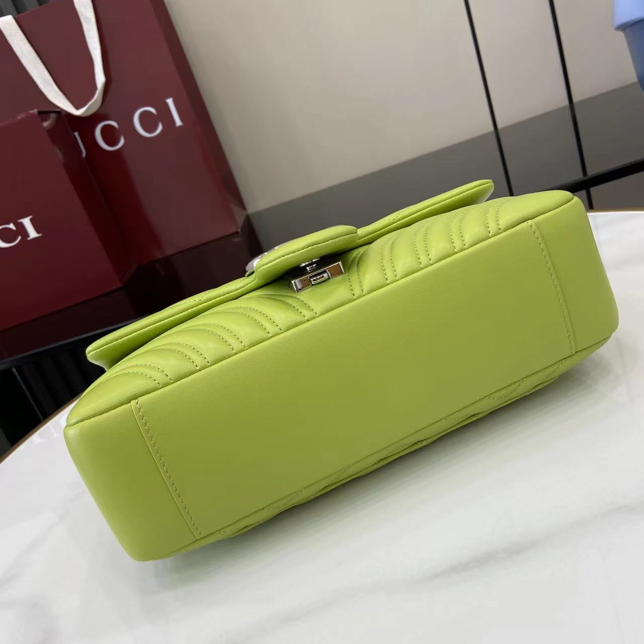 GUCCI 구찌 체인 핸드백 숄더백 가방 라지