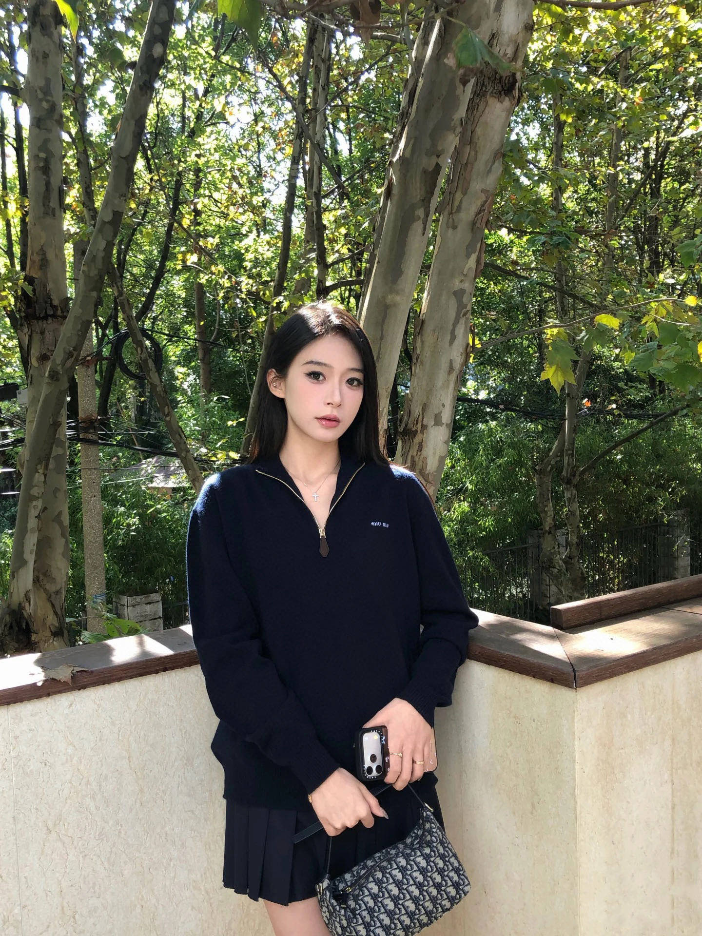 MIUMIU 미우미우 하이넥 반 하프 집업 니트 의류