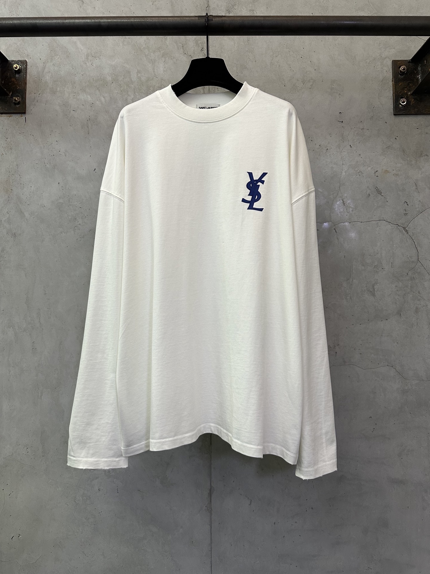 YSL 생로랑 클래식 로고 프린트 롱슬리브 긴팔 티셔츠 의류