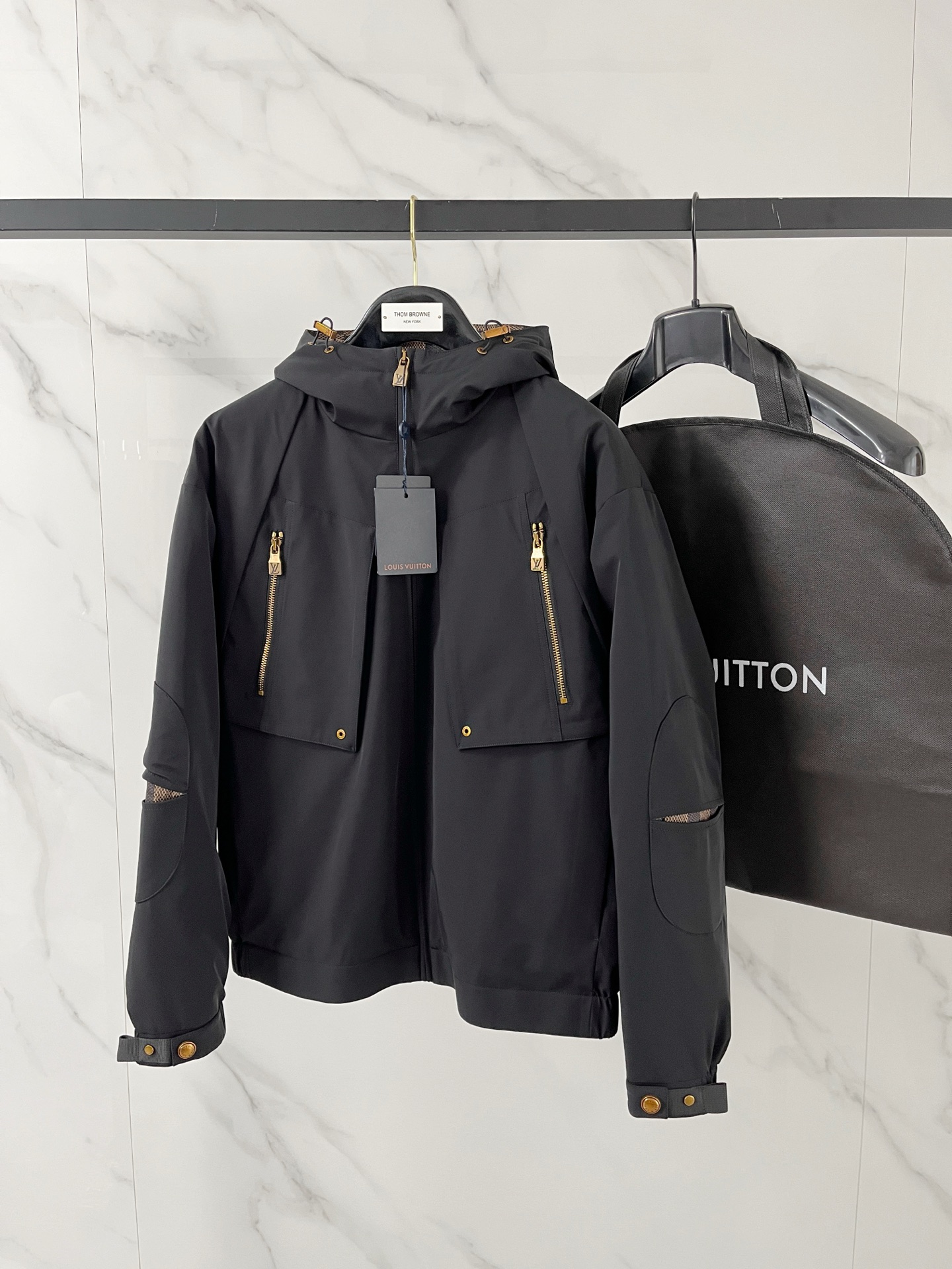 LV 루이비통 후드 다운 패딩 자켓 재킷 의류