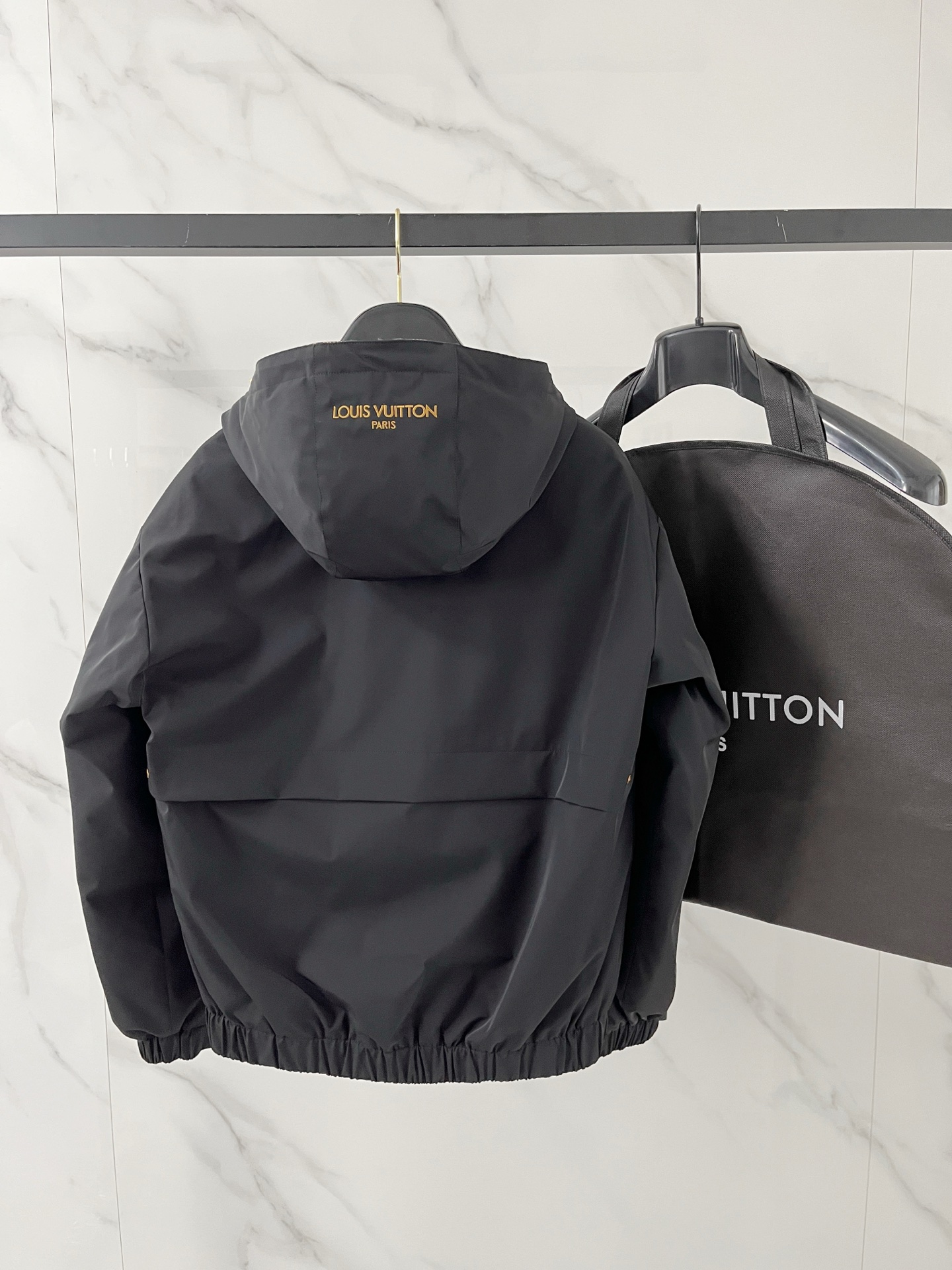 LV 루이비통 후드 다운 패딩 자켓 재킷 의류