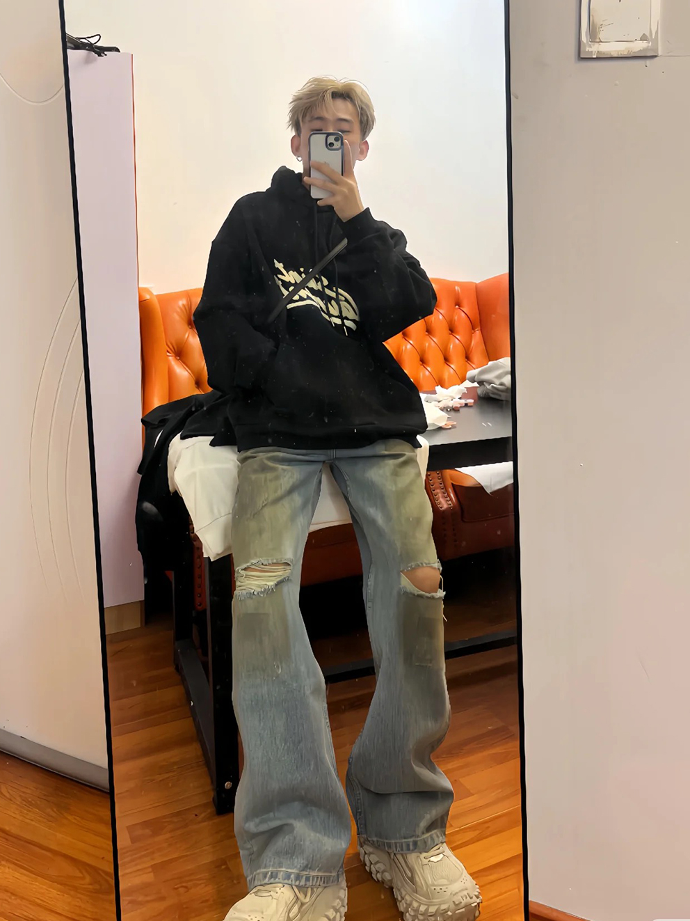 SAINT LAURENT YSL 생로랑 로고 프린트 후드티 의류