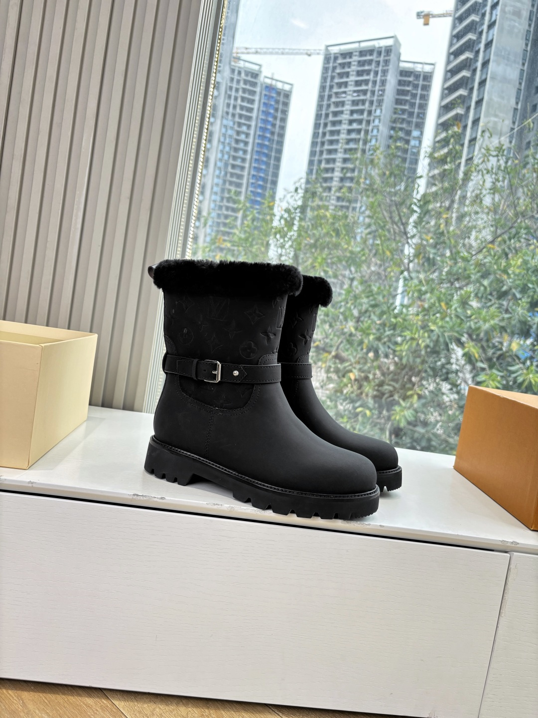 LV Archlight 루이비통 스케이트 패딩 부츠 신발