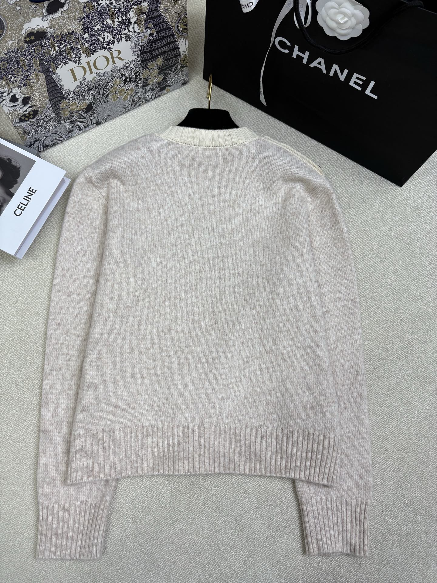 Chanel 샤넬 라운드 넥 니트 의류