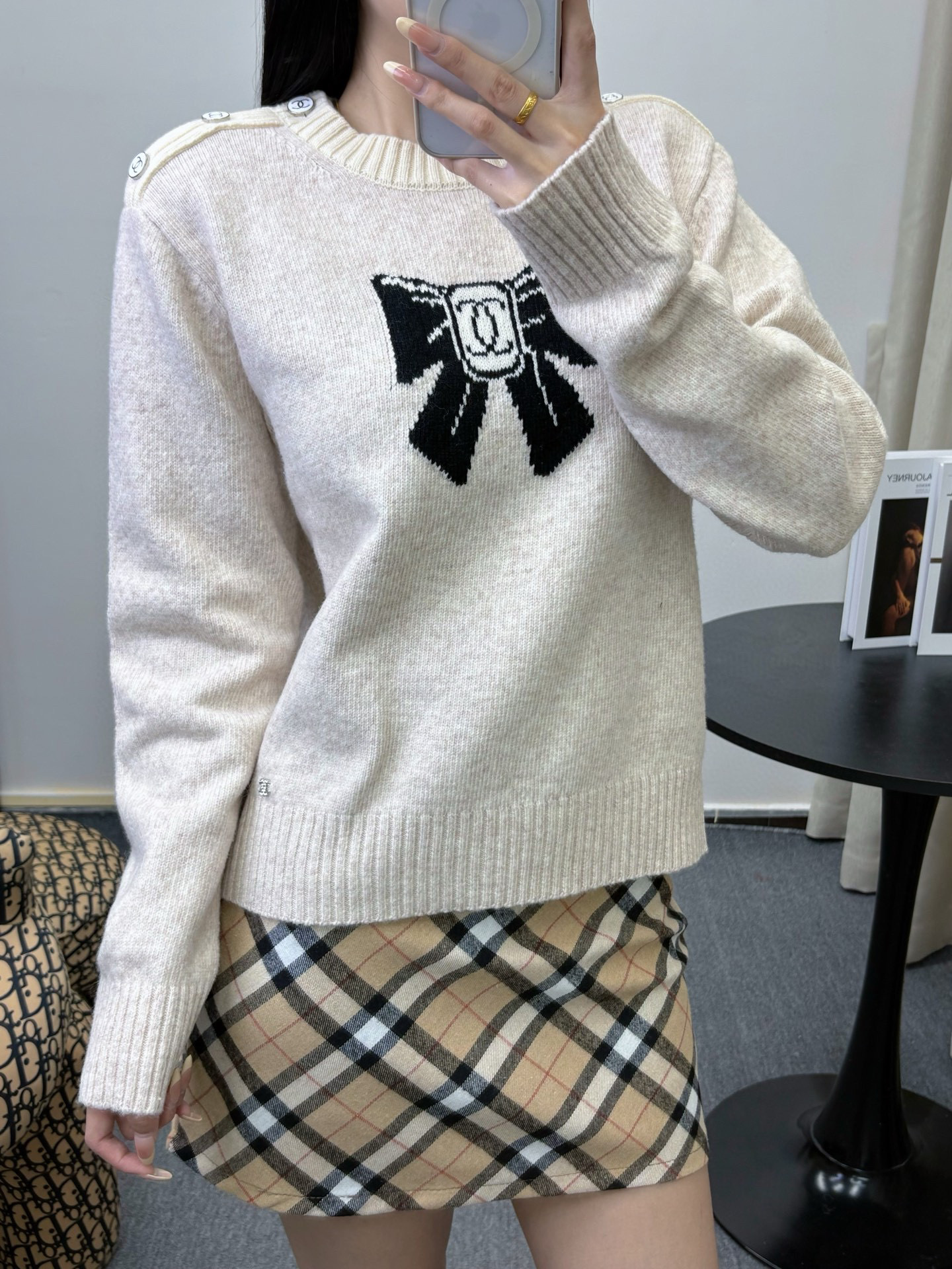 Chanel 샤넬 라운드 넥 니트 의류