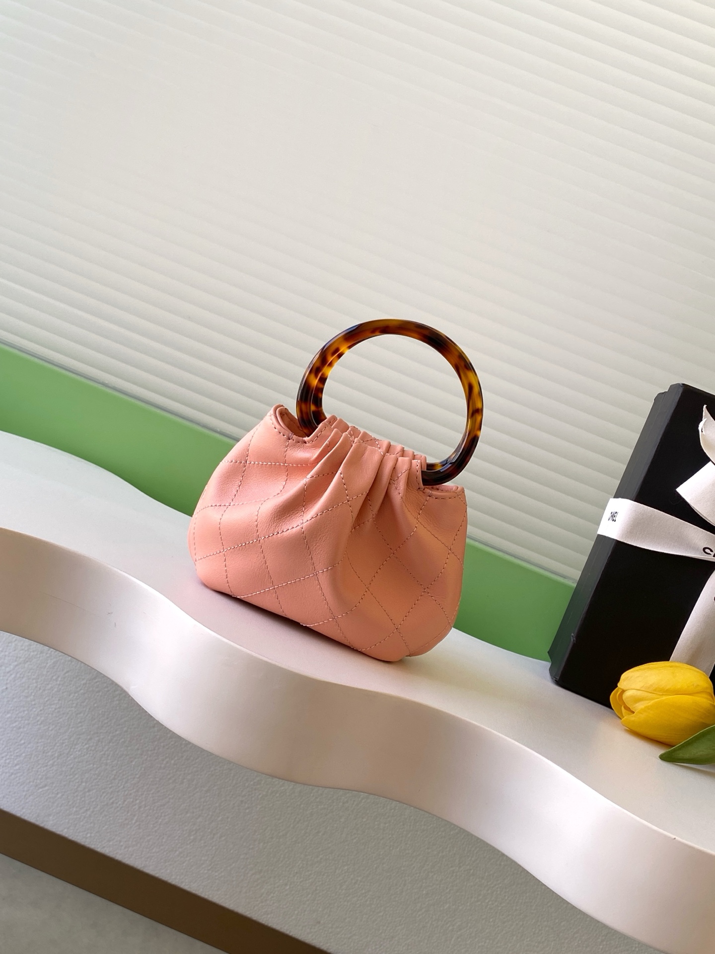 Chanel 26C Suede Tortoise Handle Bag (샤넬 26C 스웨이드 거북등무늬 핸들백 가방 스몰) - AS4981