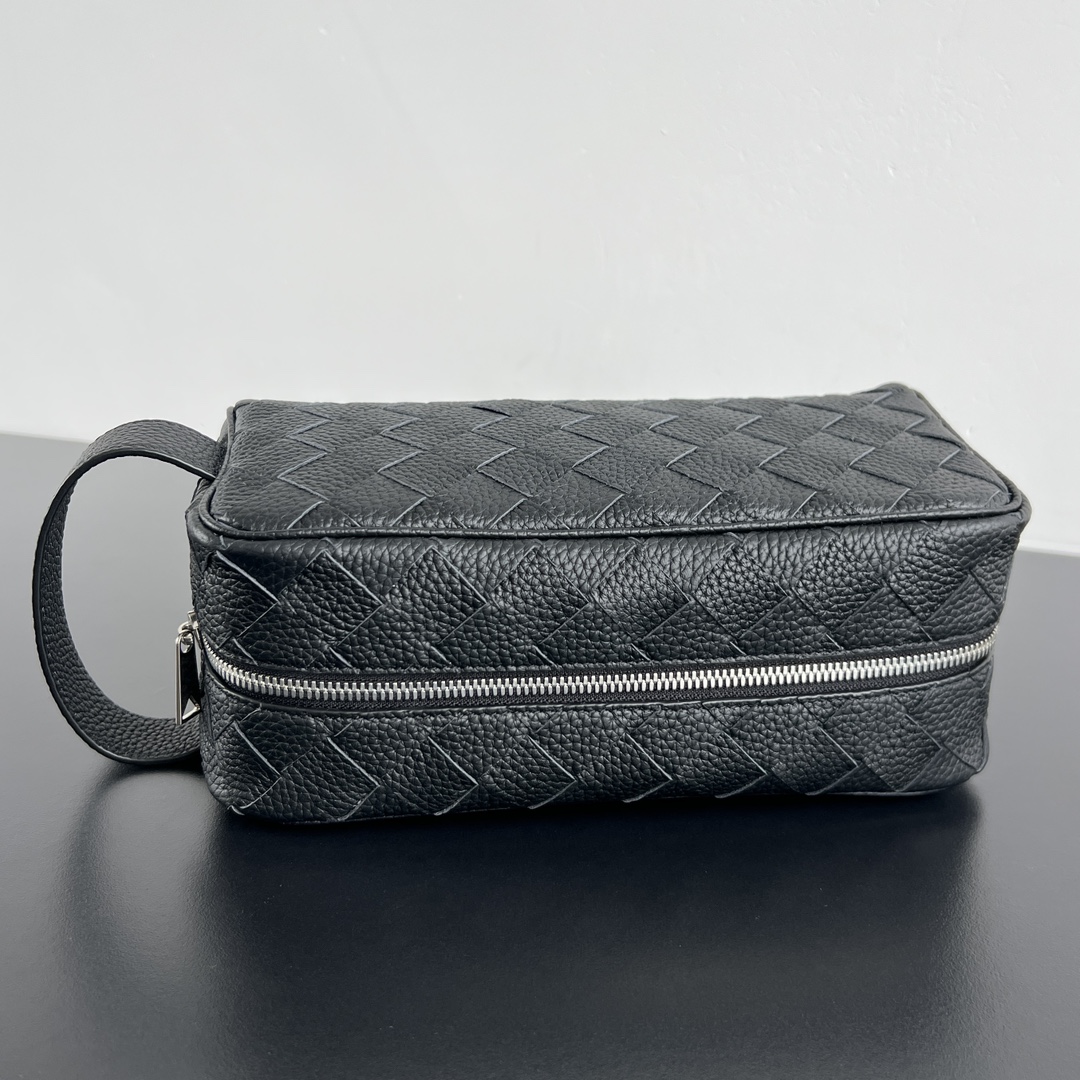 BOTTEGA VENETA BV 보테가 베네타 Intrecciato 인트레치아토 그레인 레더 파우치 - 729295 가방