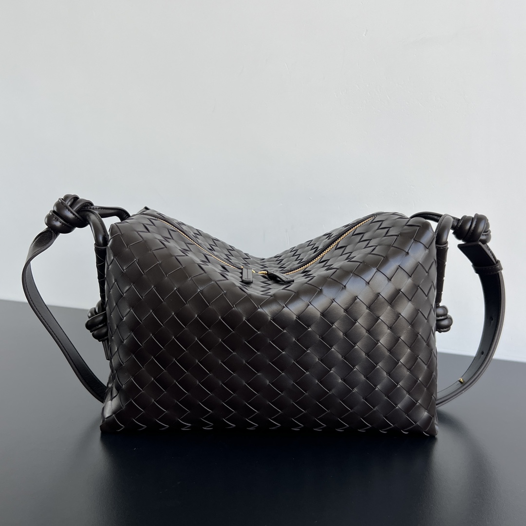 BOTTEGA VENETA BV 보테가 베네타 Loop(루프) 남녀공용 카메라백 - 796619 가방