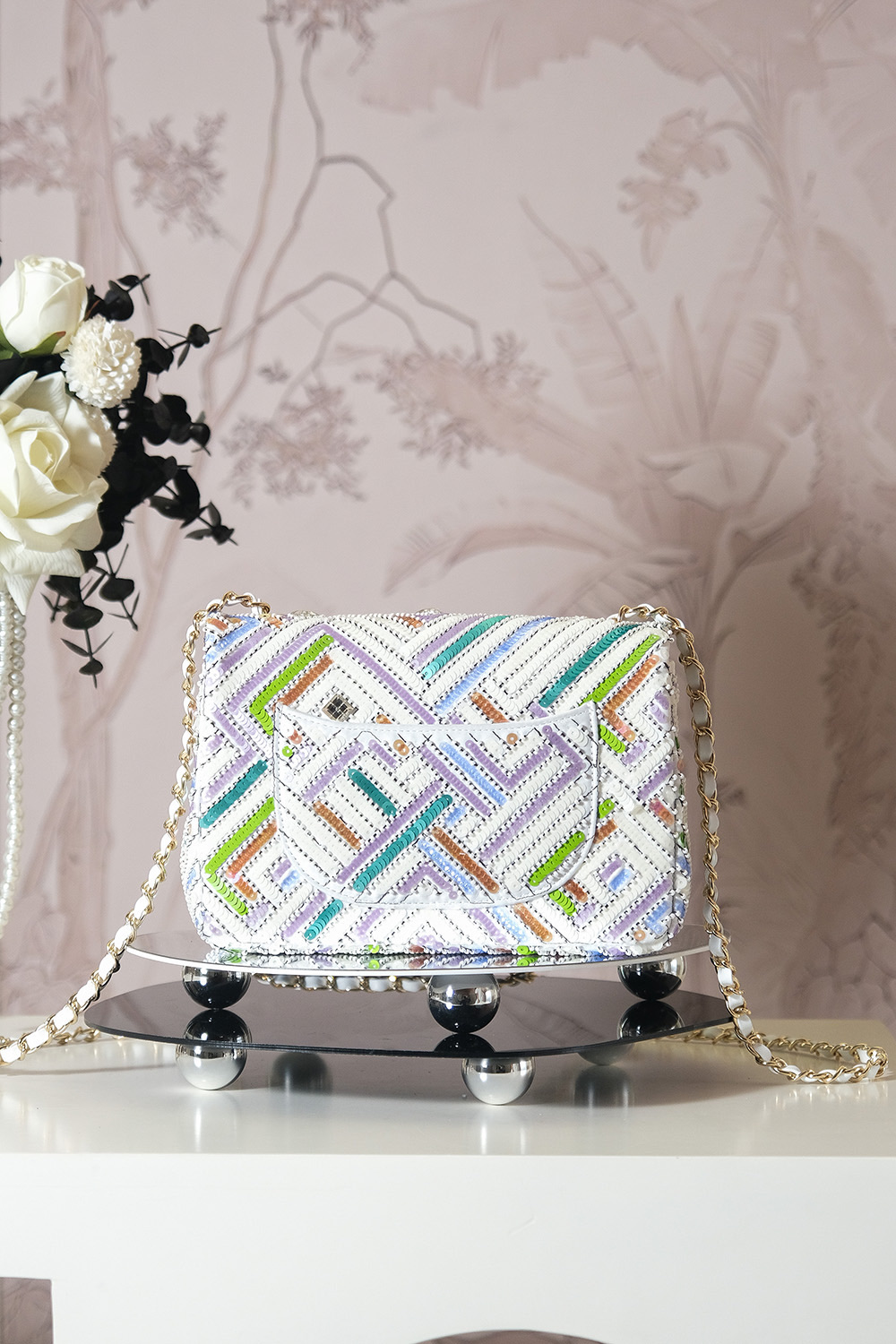 Chanel 24A 샤넬 메티에 다르(공방) 중공 시퀸 CF백 (20cm) 숄더백 가방