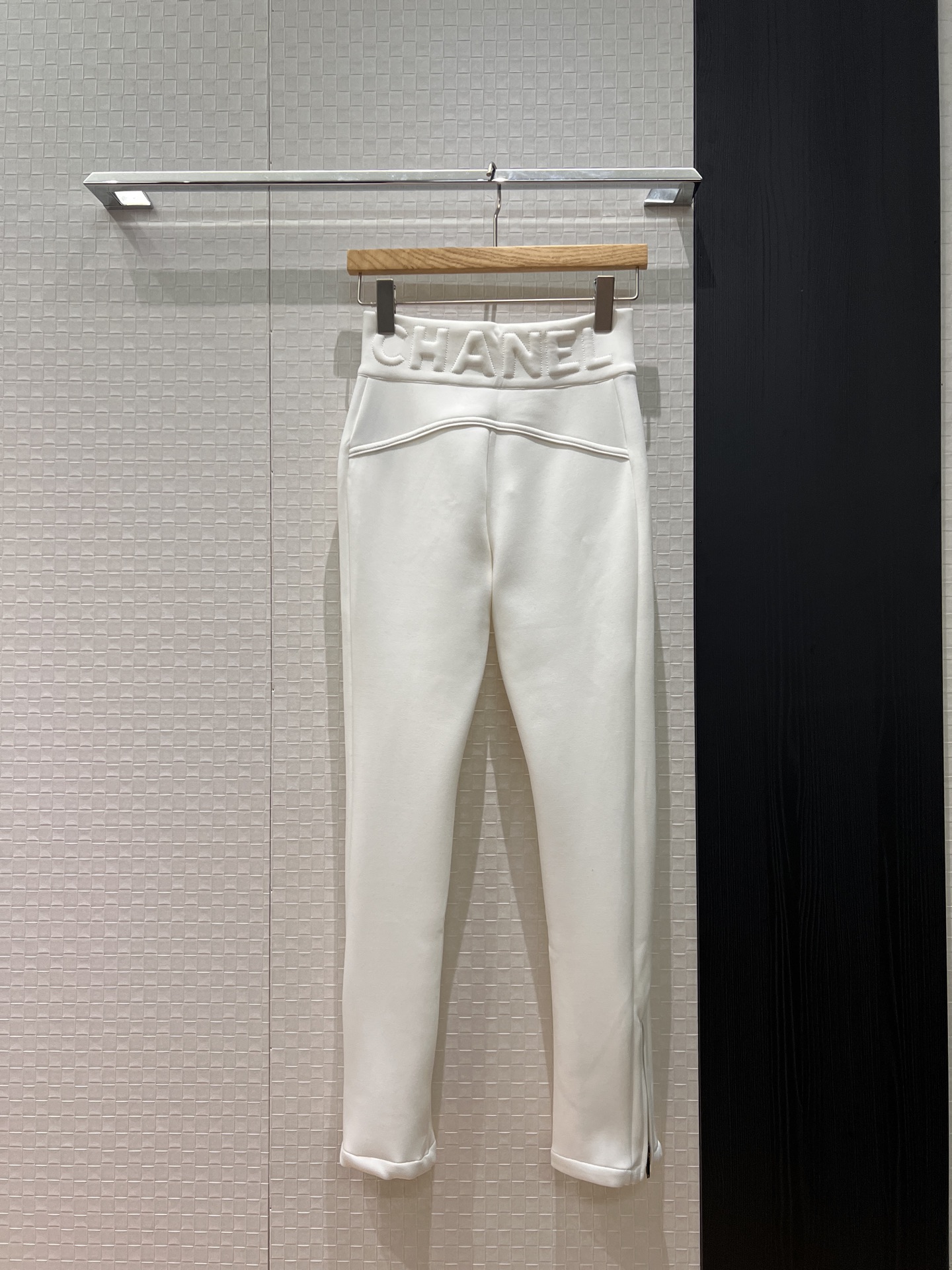 Chanel 샤넬 하이웨스트 집퍼 트임 스페이서(태양면) 슬림핏 팬츠 바지 의류