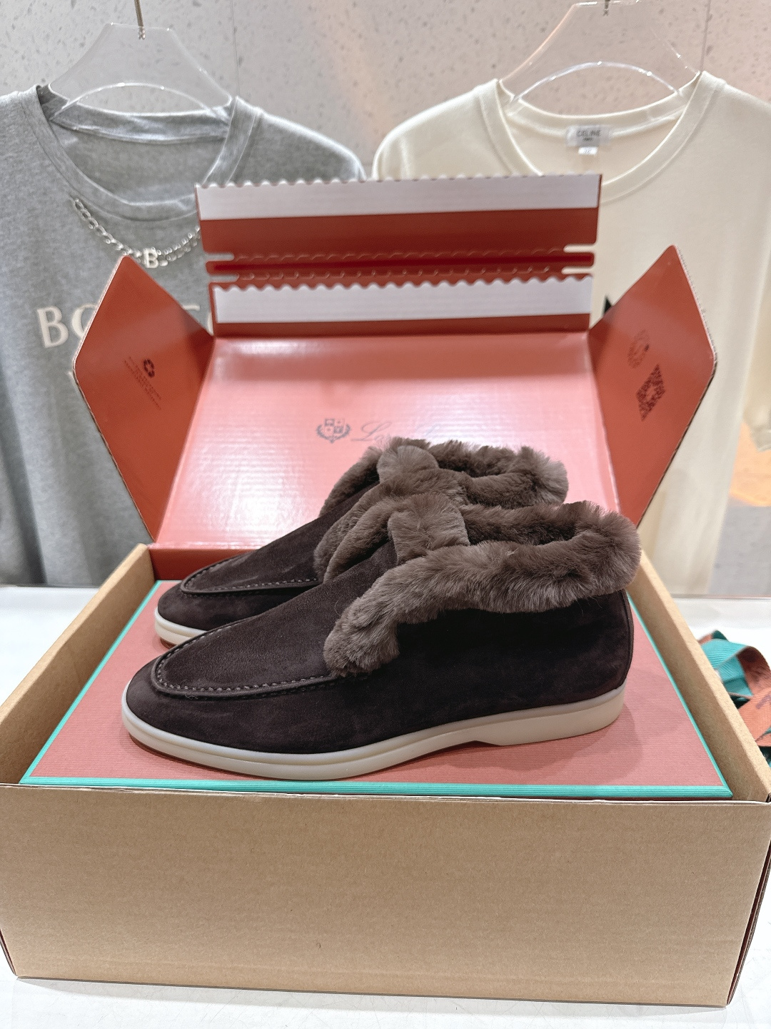 Loro Piana 로로 피아나 LP 클래식 하이탑 레빗퍼 로퍼 신발