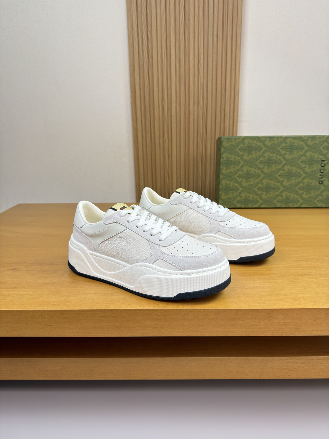 구찌(GUCCI) 믹스 레더 하이엔드 스니커즈 (프리미엄) 신발