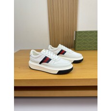 구찌(GUCCI) 나파 가죽 & 시그니처 웹(Web) 스니커즈 (프리미엄) 신발