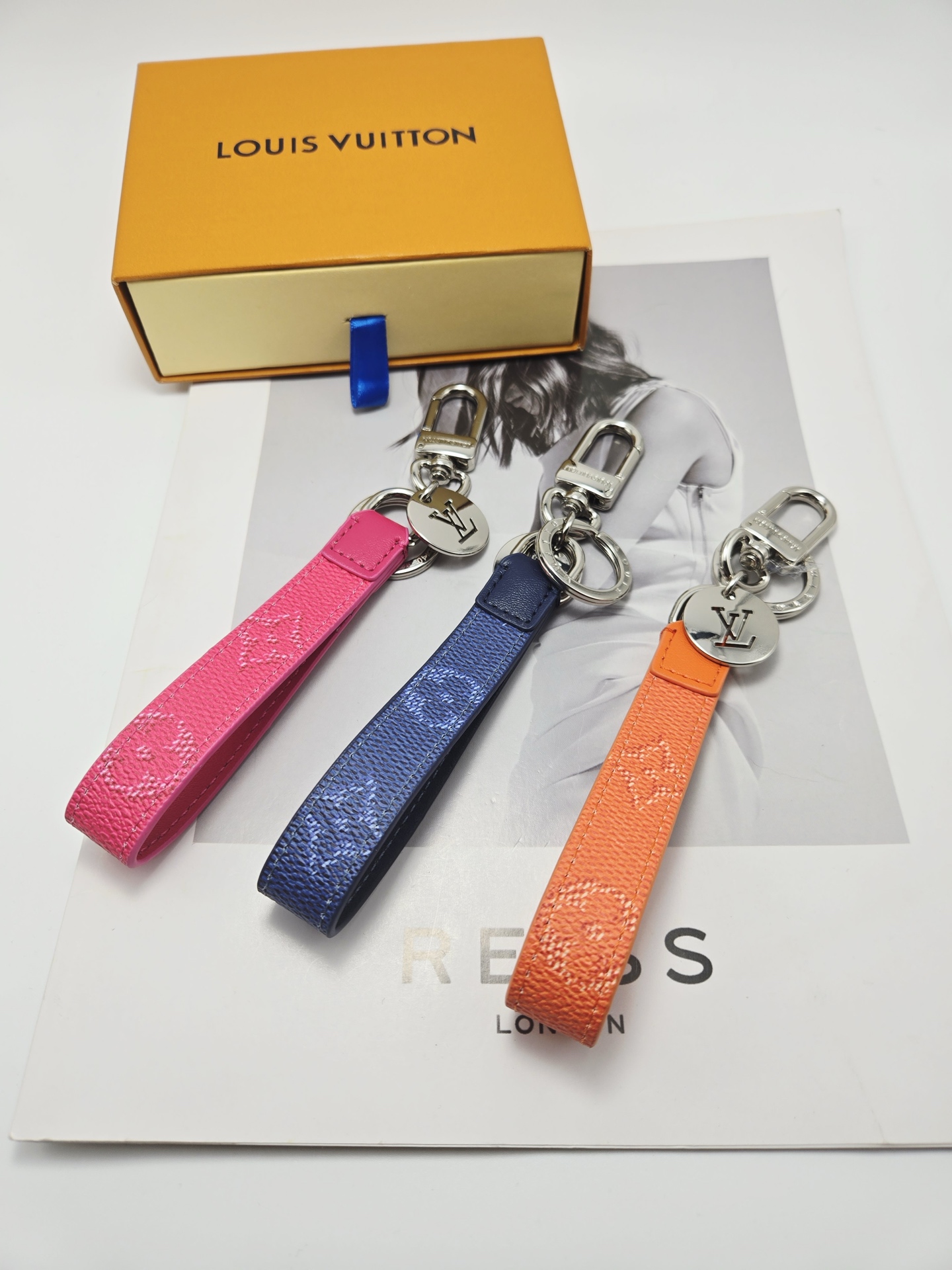 Louis Vuitton LV · 루이비통 신상 3컬러 백참 & 키링 악세사리