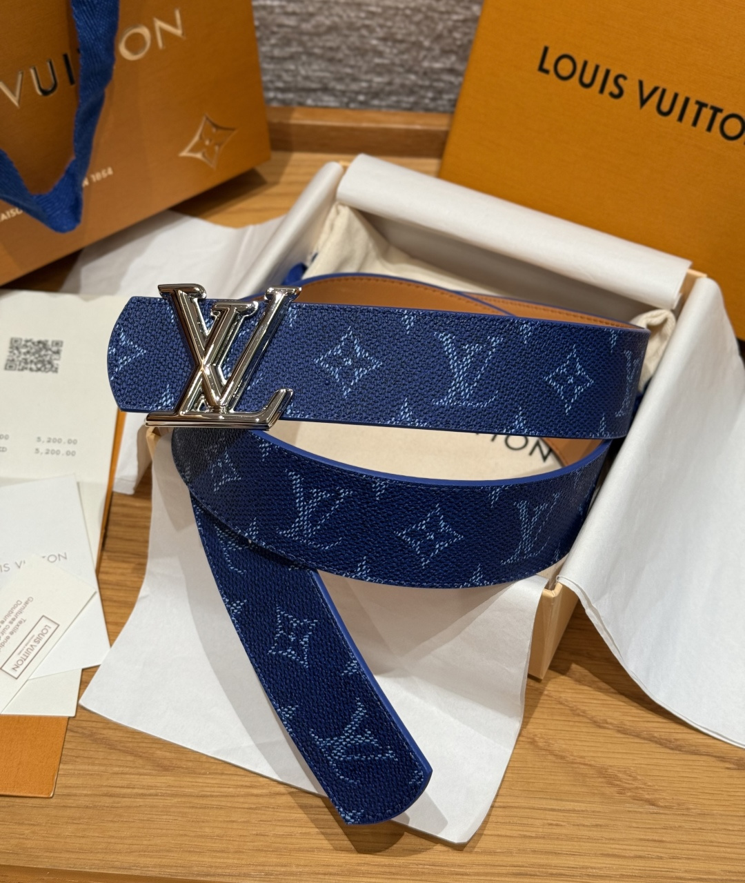 LV 루이비통 디멘션 모노그램 헤리티지 40mm 양면 벨트