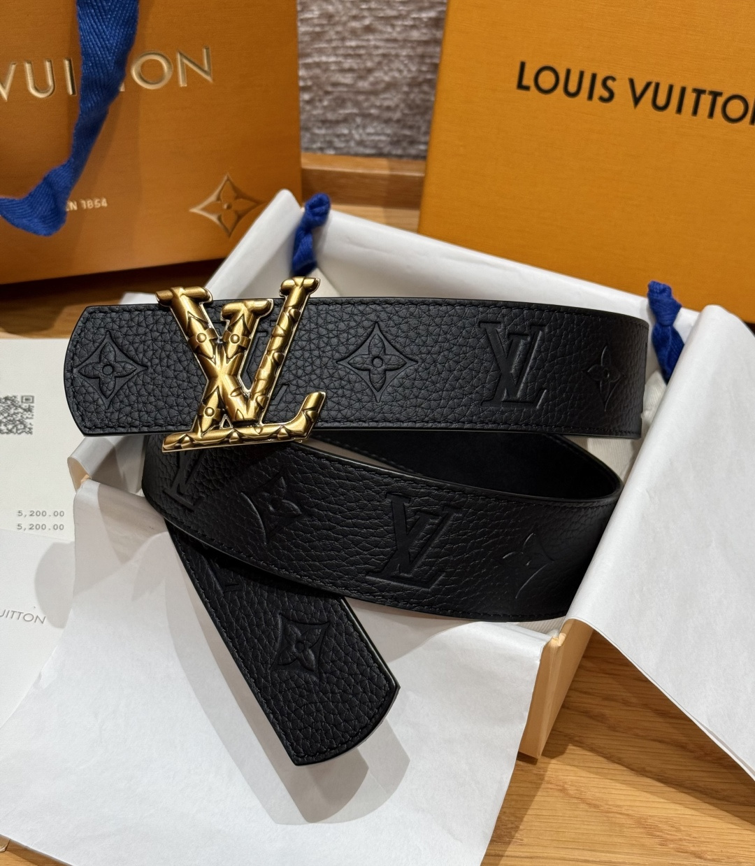 LV 루이비통 디멘션(DIMENSION) 40mm 양면 리버시블 벨트 (레더 엠보싱)