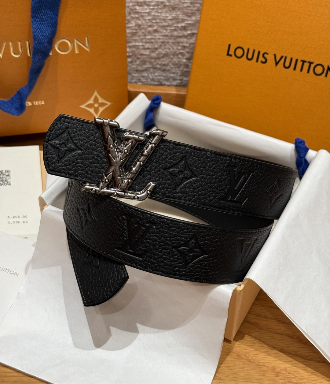 LV 루이비통 디멘션(DIMENSION) 40mm 양면 리버시블 벨트 (레더 엠보싱)