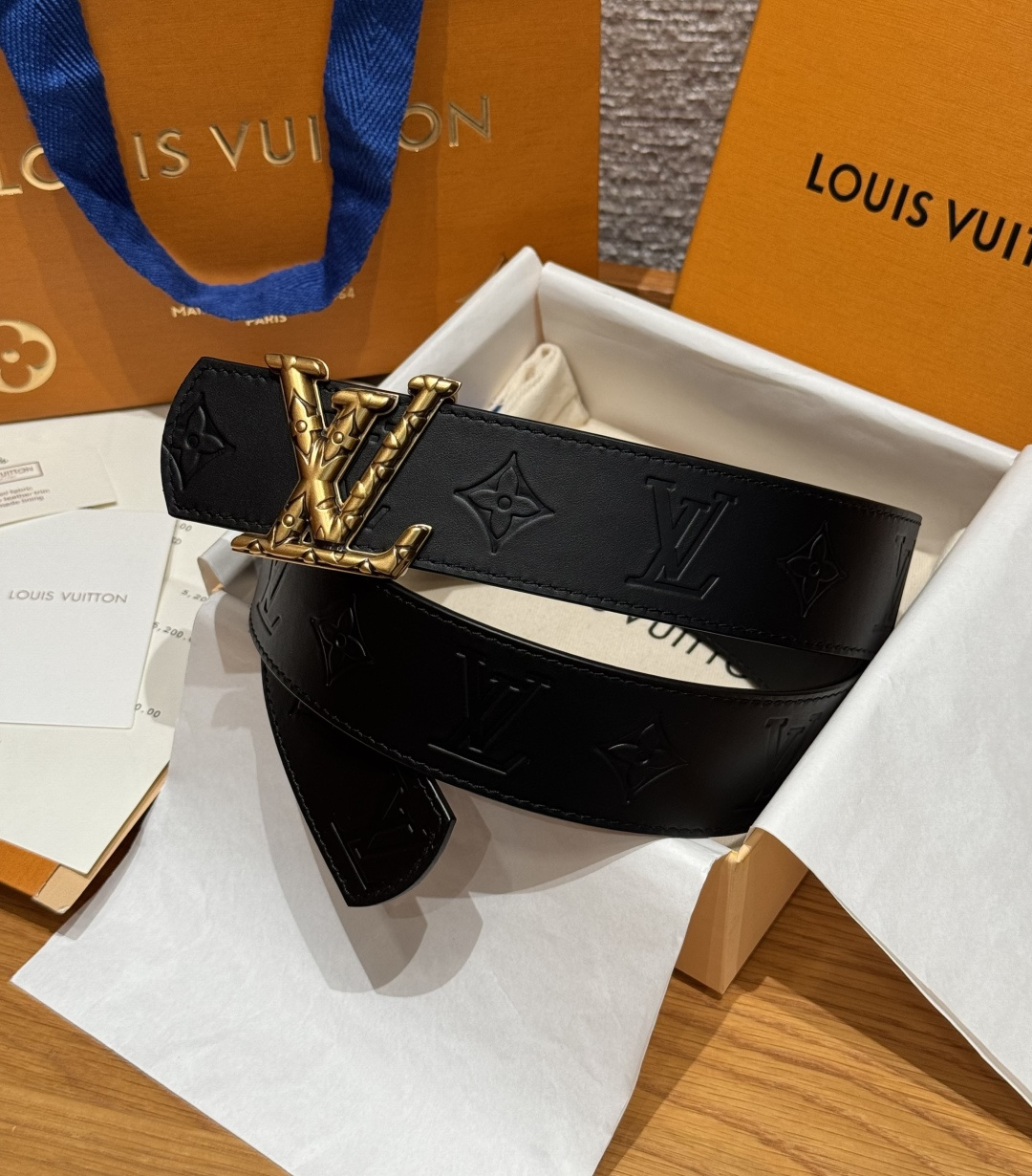 LV 루이비통 디멘션 드리프트 플라워 스터드 40mm 양면 리버시블 벨트