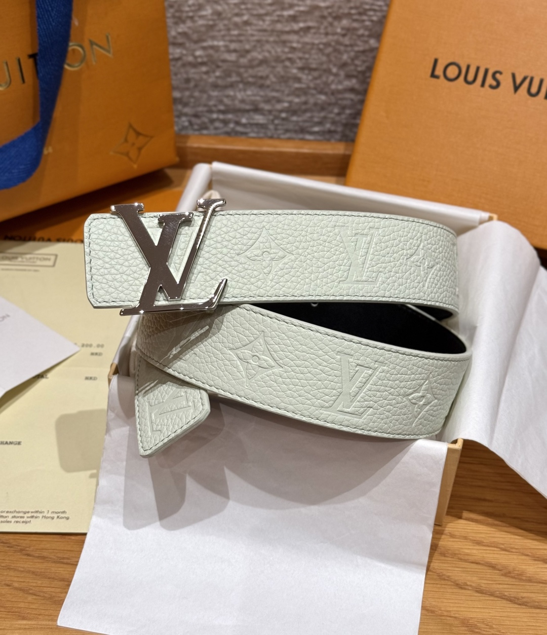 LV 루이비통 남성 토뤼옹(Taurillon) 40mm 양면 리버시블 벨트