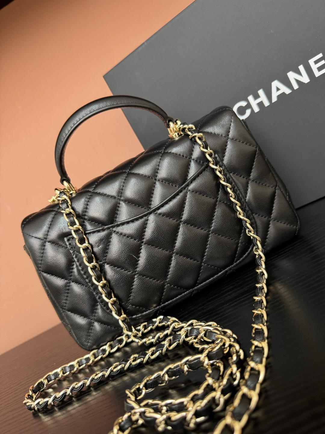 샤넬(CHANEL) 25K 버터플라이 다이아몬드 핸들 CF 미니 (블랙) 토트백 숄더백 가방