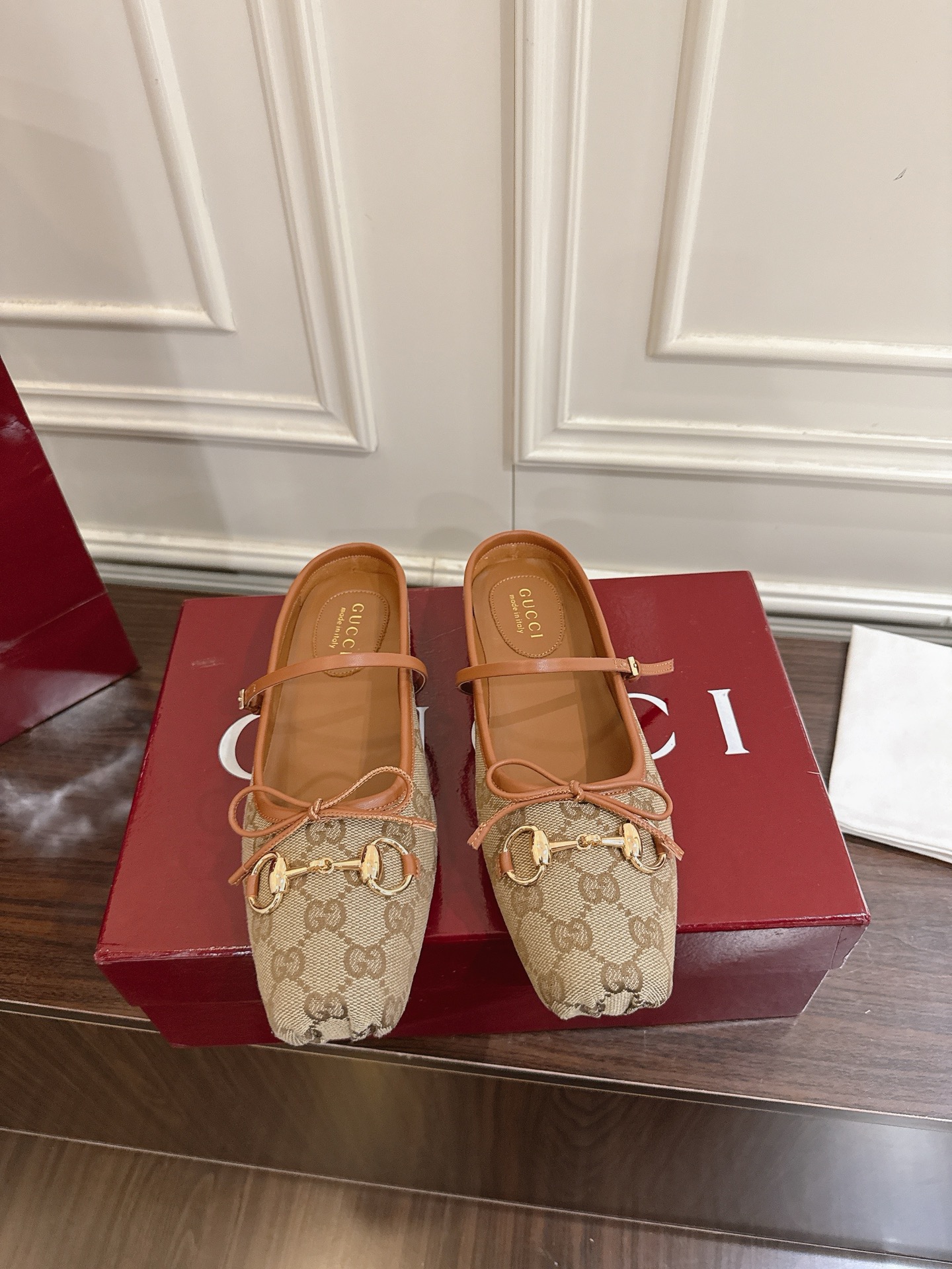 구찌(GUCCI) Horsebit 뮬 슈즈 신발