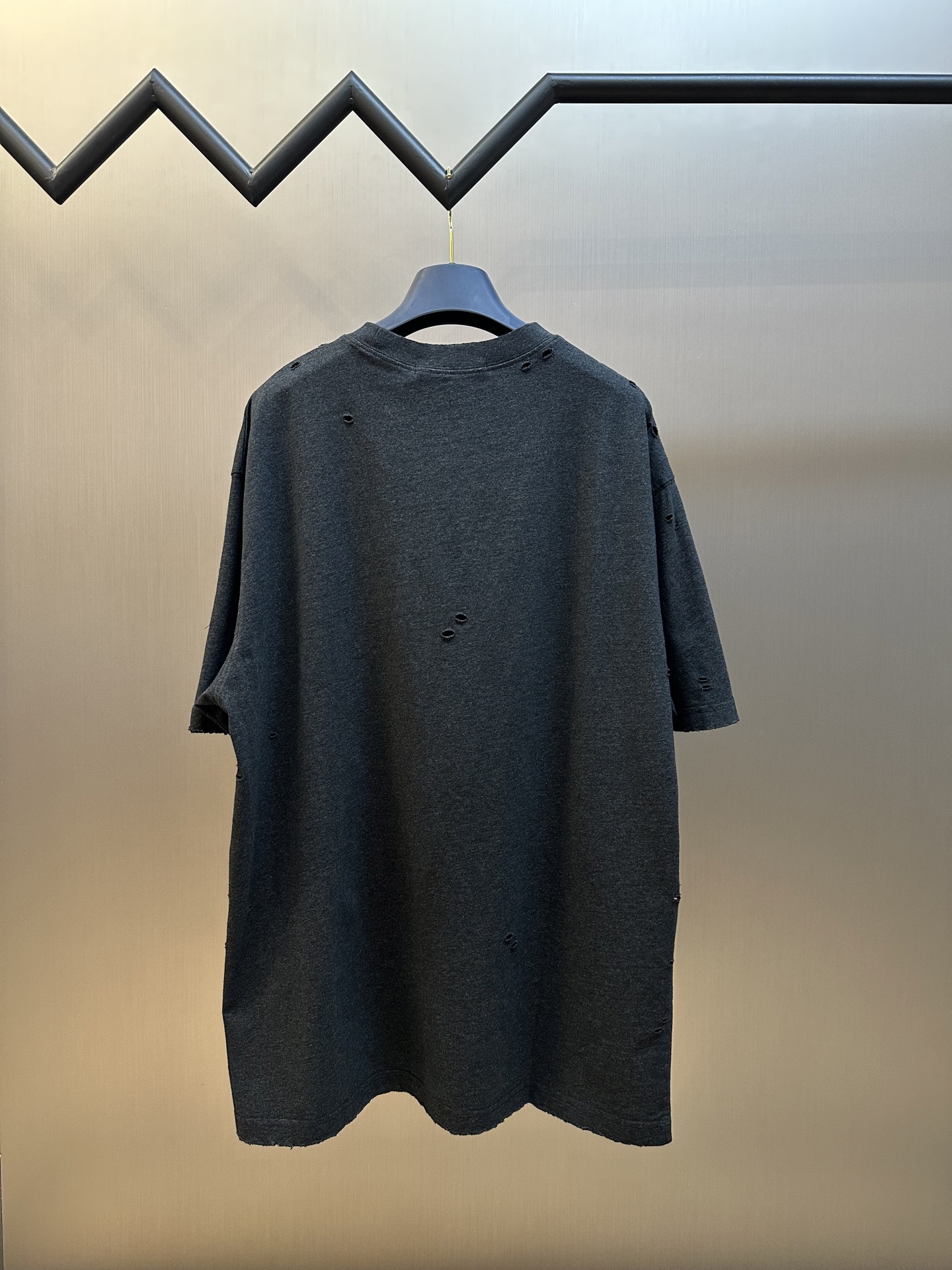 아크네(Acne studios) 빈티지 프린트 반팔 티셔츠 의류