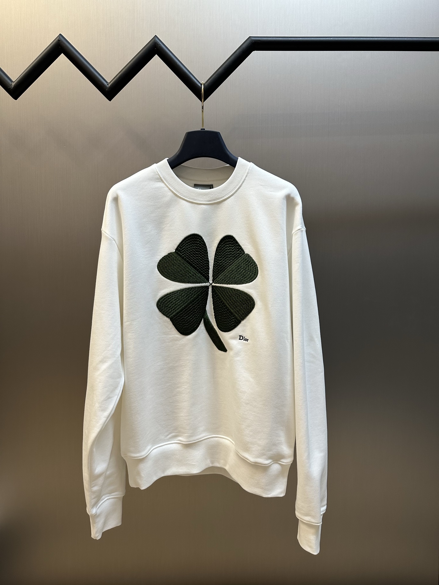 디올(DIOR) 클로버 크루넥 셔츠 의류