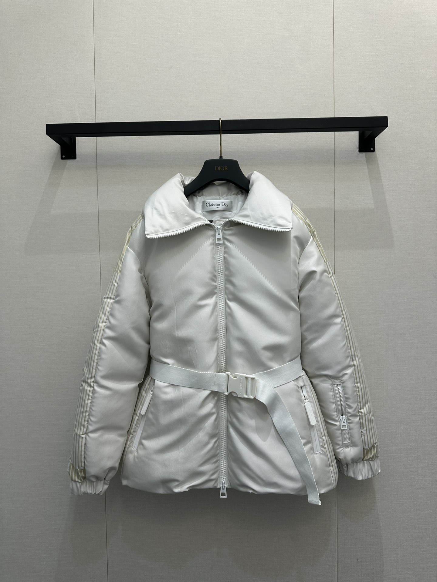 디올(Dior) 오블리크 벨티드 패딩 점퍼 자켓 재킷 의류