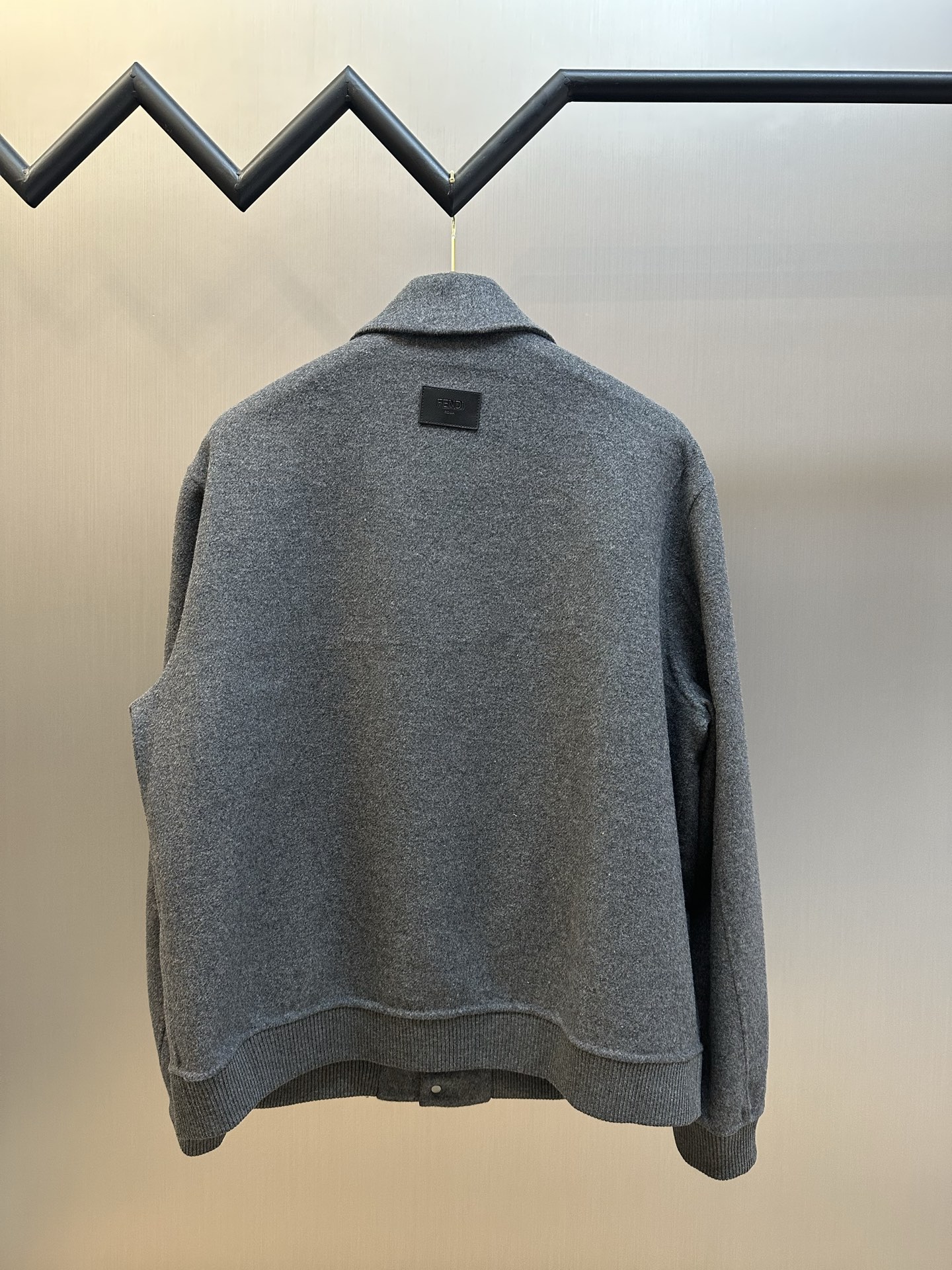 펜디(FENDI) 엠보싱 울 재킷 의류