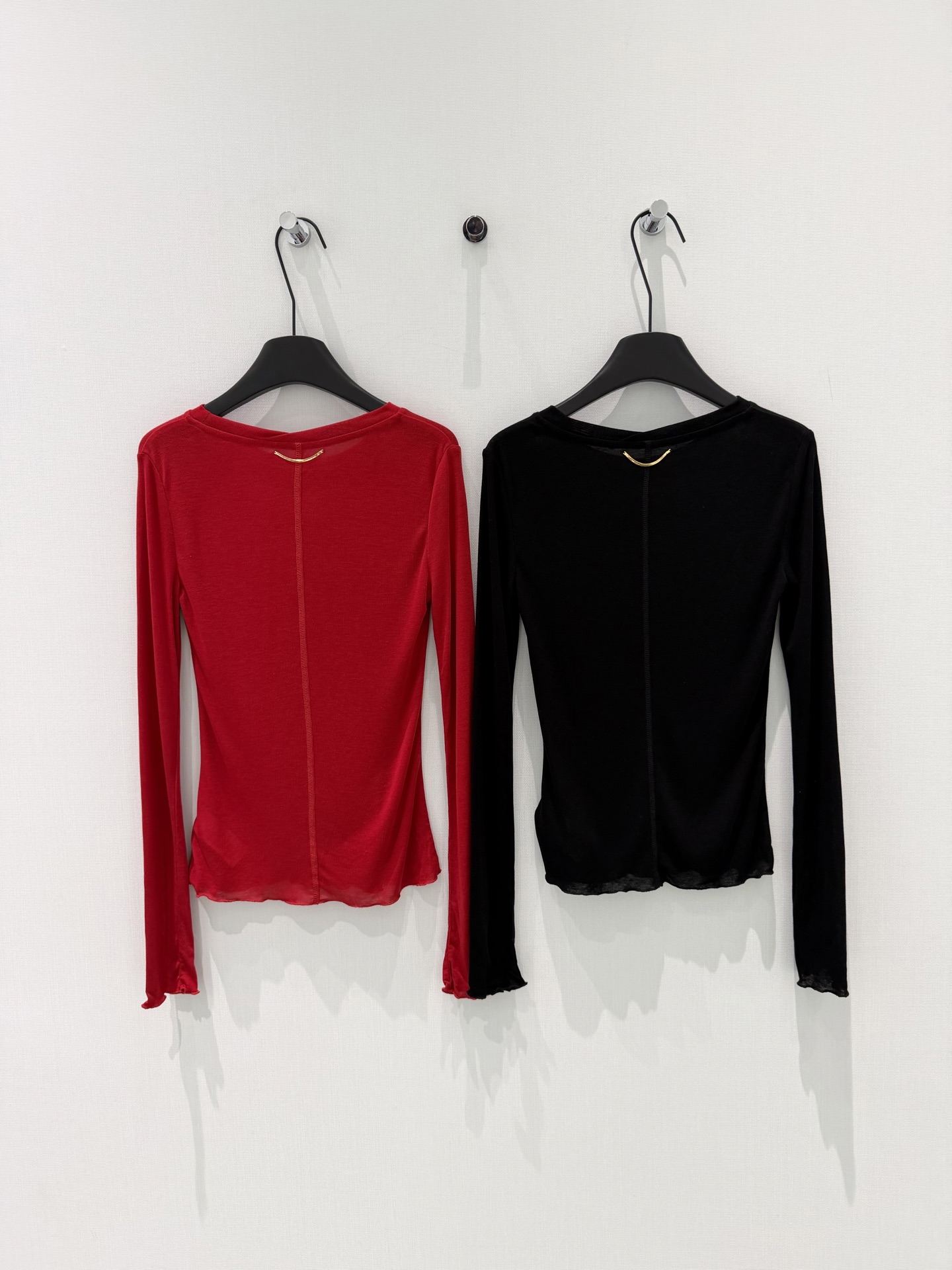 YSL 생로랑 클라우드 텐셀 시리즈 · 자수 스판 긴팔 티셔츠 의류