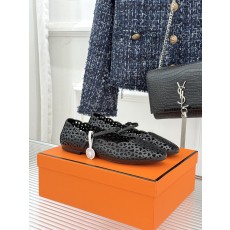 에르메스(HERMES) 컷아웃 메리제인 플랫 슈즈 신발