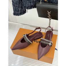 루이비통(LV) 체인 포인티드 토 캣힐 샌들 신발