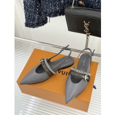 루이비통(LV) 체인 포인티드 토 캣힐 샌들 신발