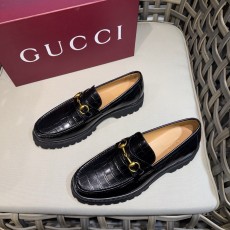 구찌(Gucci) 웹(Web) 마틴 로퍼 구두 신발