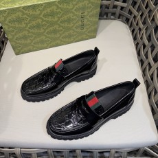 구찌(Gucci) 웹(Web) & 블랙 GG 디테일 로퍼 구두 신발