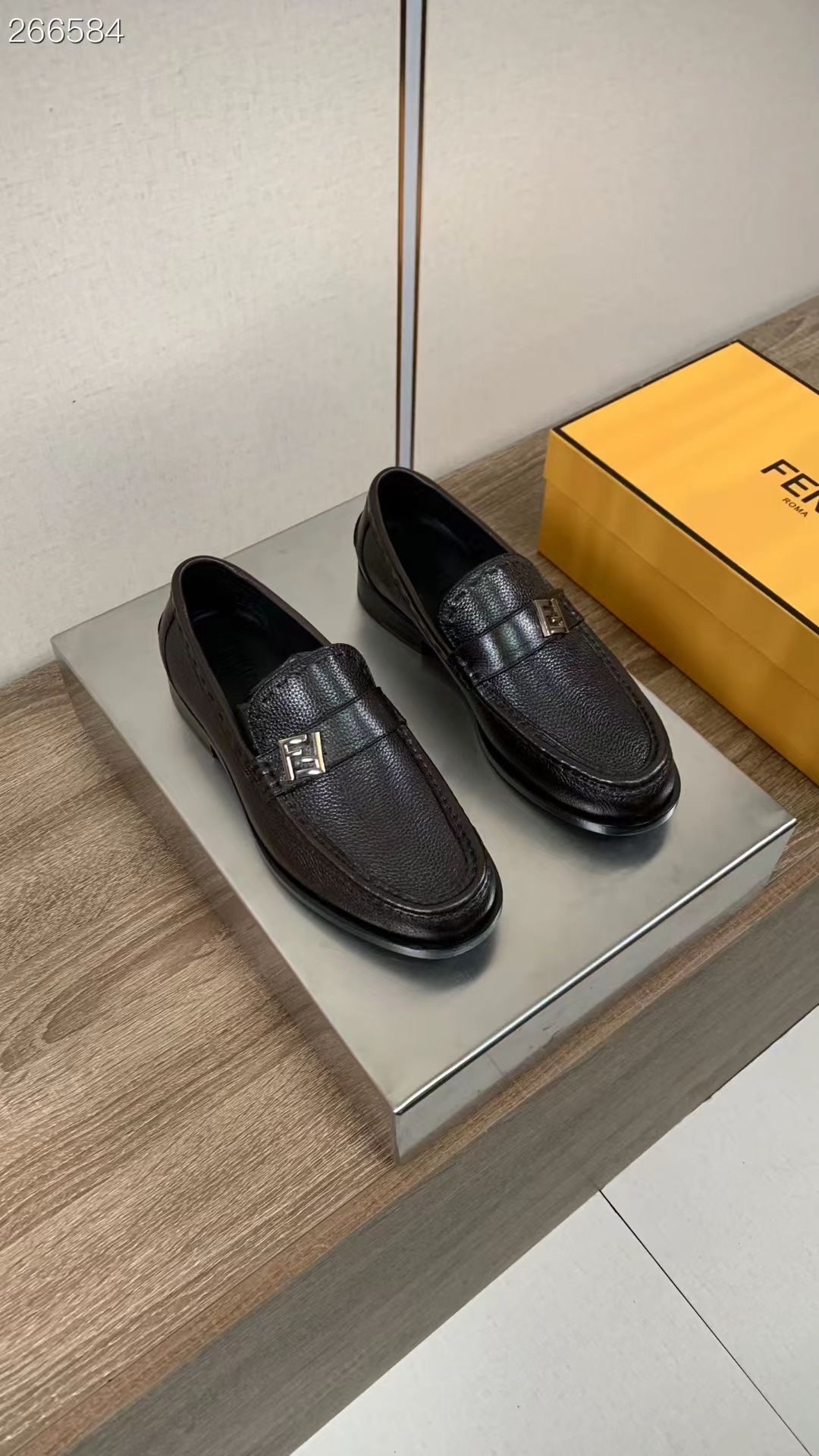 Fendi 펜디 남성 프리미엄 비즈니스 로퍼 구두 신발