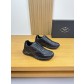 프라다(PRADA) 메탈 로고 나파 & 스톤 패턴 스니커즈 신발