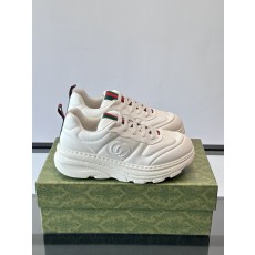 구찌(Gucci) 라이톤(Rhyton) 웹 스트라이프 & GG 스니커즈 신발