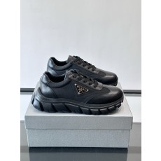 프라다(Prada) 프리미엄 소가죽 삼각 로고 플랫폼 스니커즈 신발