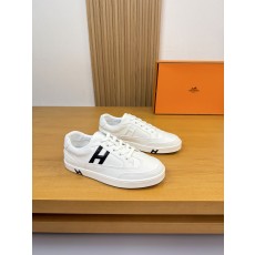 에르메스(Hermes) 실키 스웨이드 H 로고 스니커즈 신발