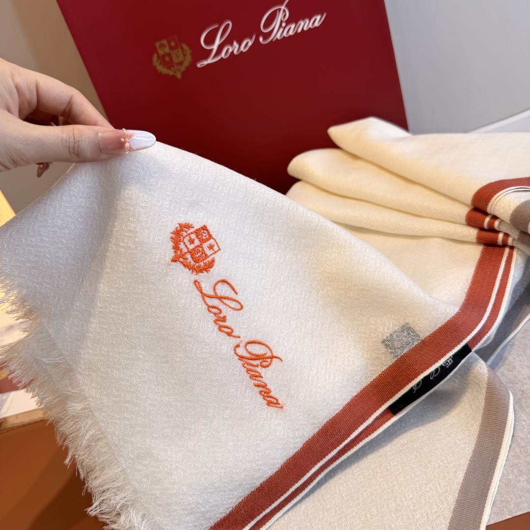 로로피아나(Loro Piana) 베이비 캐시미어 목도리 스카프