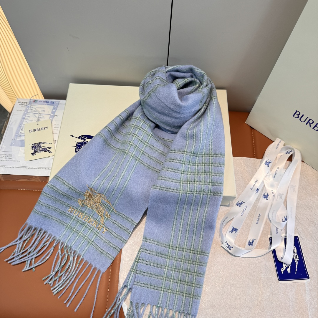 버버리(Burberry) 클래식 체크 캐시미어 머플러 목도리 스카프