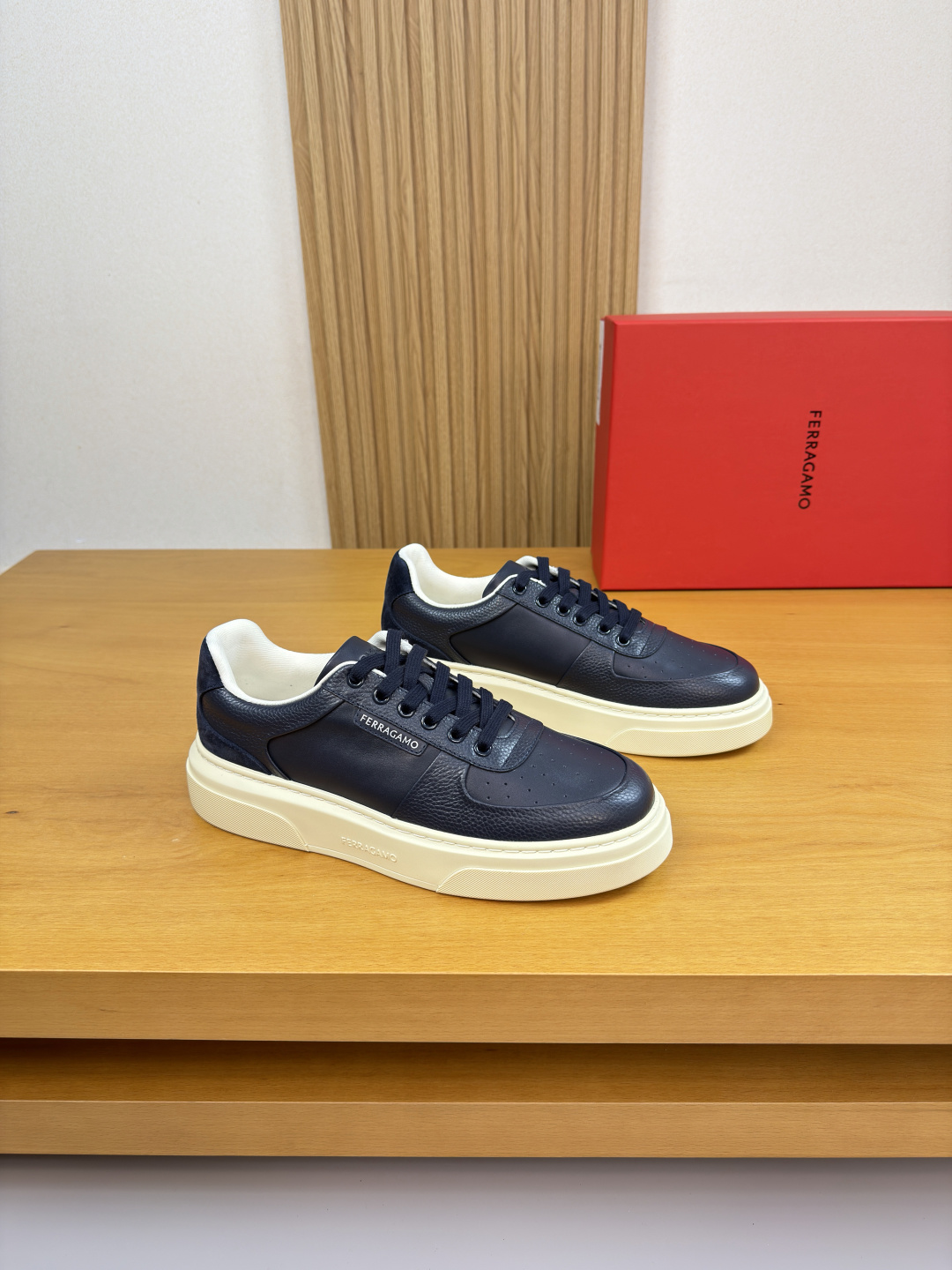 Ferragamo 페라가모 가죽 믹스 스니커즈 신발