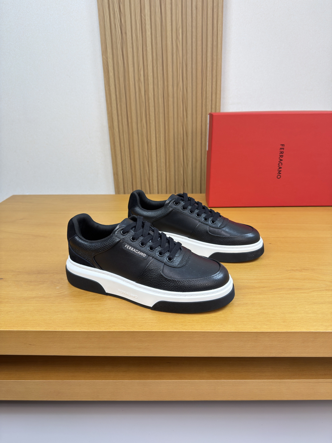 Ferragamo 페라가모 가죽 믹스 스니커즈 신발