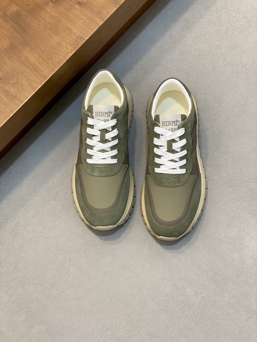 HERMES 에르메스 H 콘트라스트 청키 스니커즈 신발