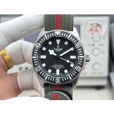Tudor 튜더 Pelagos FXD 펠라고스 FXD 밀리터리 다이버 시계