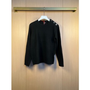 샤넬(CHANEL) 북백 버클 디테일 롱슬리브 니트 스웨터 의류